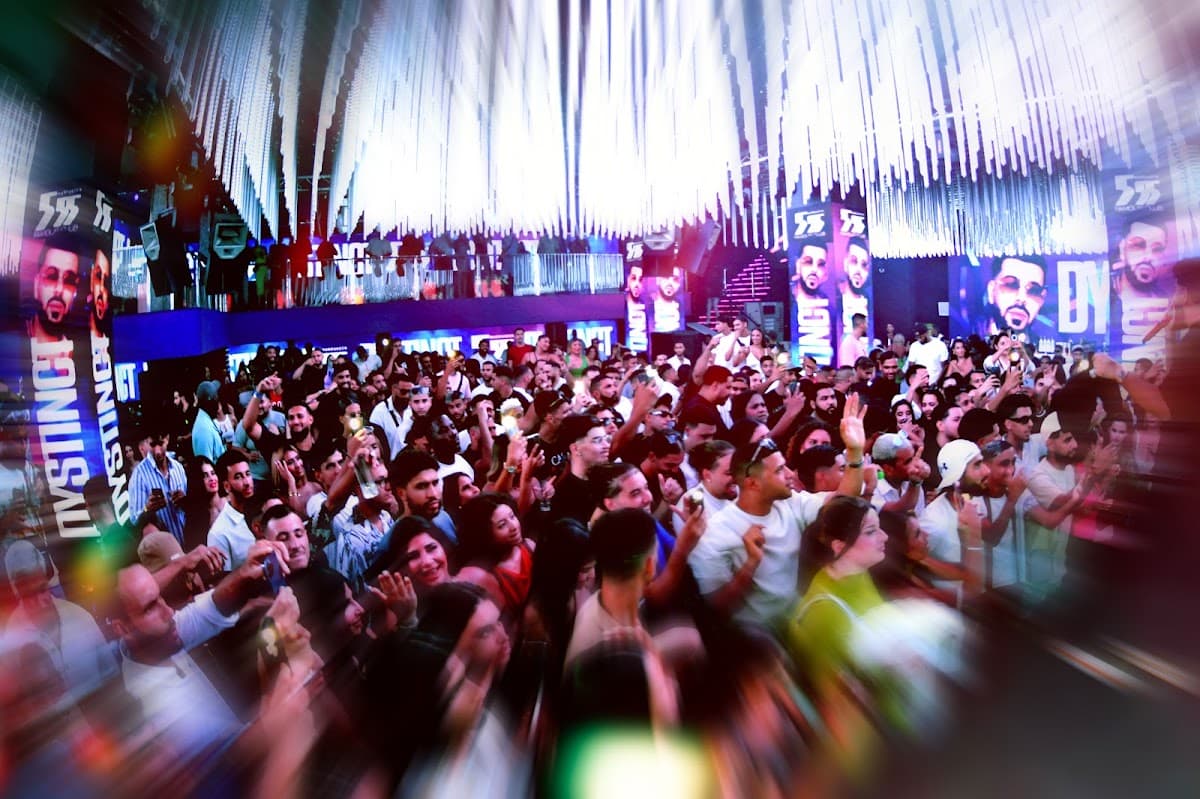 555 Famous Club