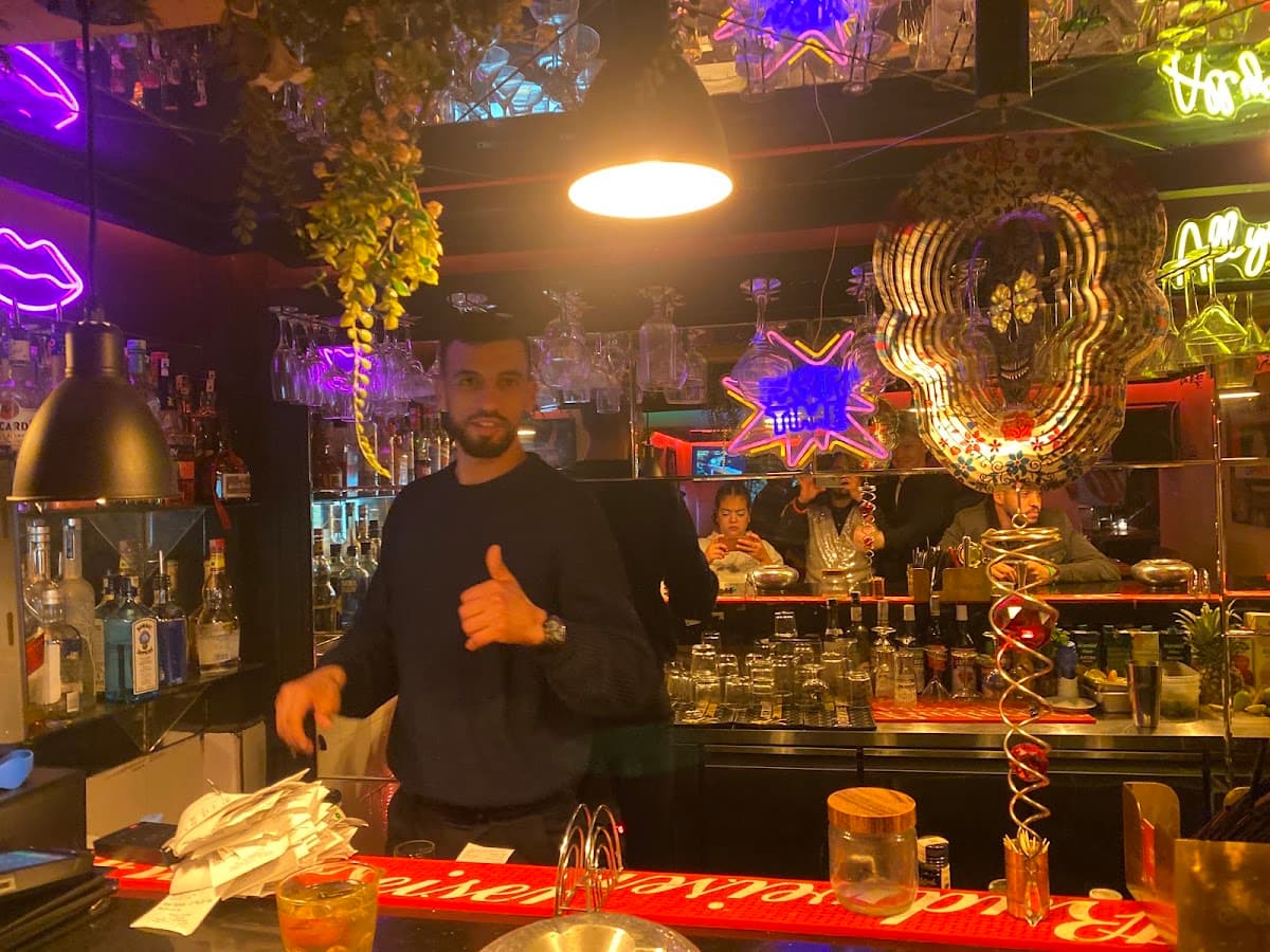 Cantobar