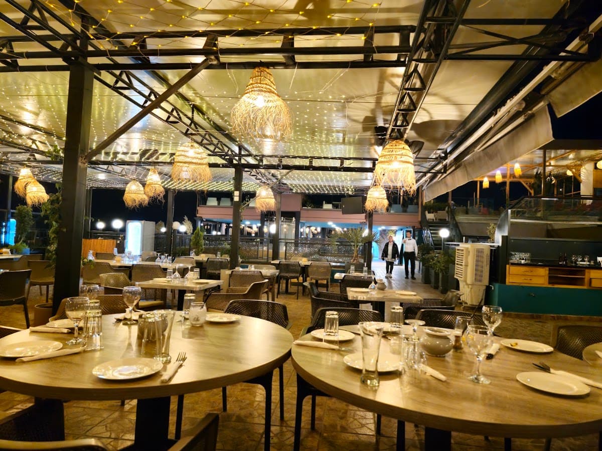 Sky Bar Bab Hotel